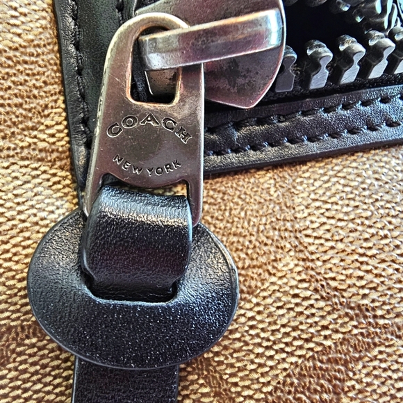 Coach - Unisex Belt Bag / Fanny Pack - Picture 8 of 16